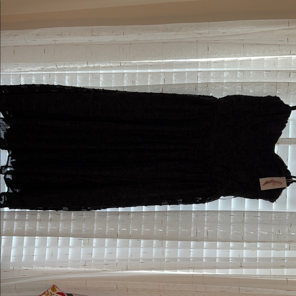 Jessica Simpson Black Midi Dress